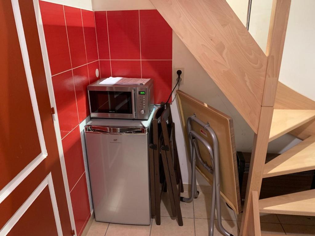 Gite De La Tour Saint-Pierre-de-Boeuf Екстер'єр фото